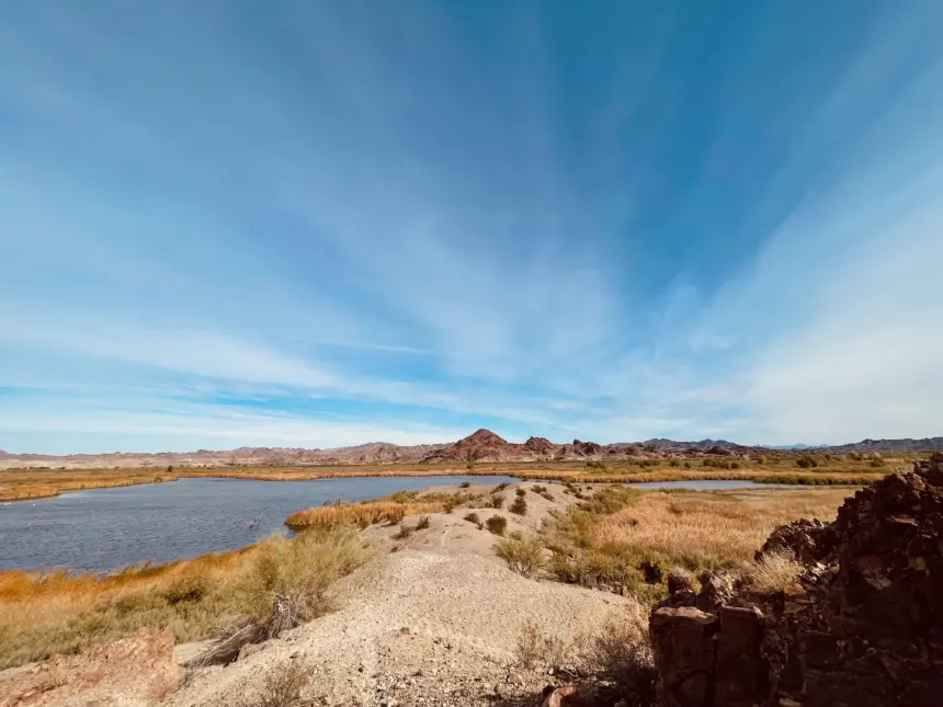 Taylor Lake SoCal, Picacho Peak [OC], [4032x3024]